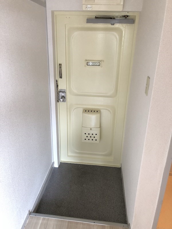 メゾン・ド・メルシー 玄関