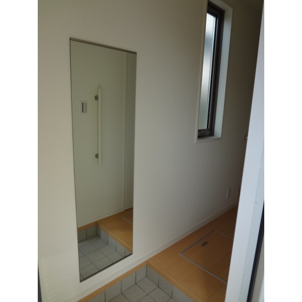 ウィンリファールⅡ 玄関