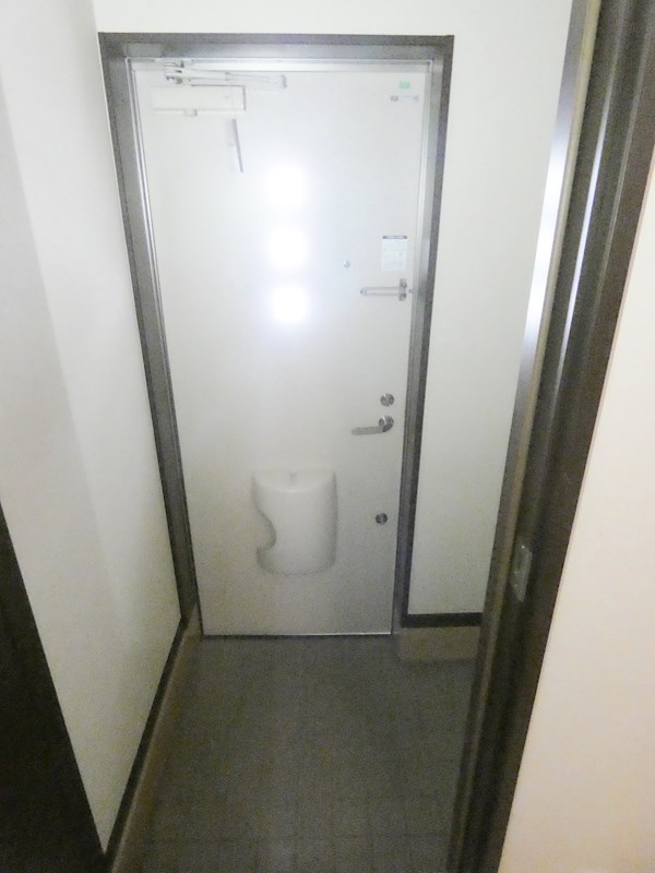 ジュネスⅡ  玄関