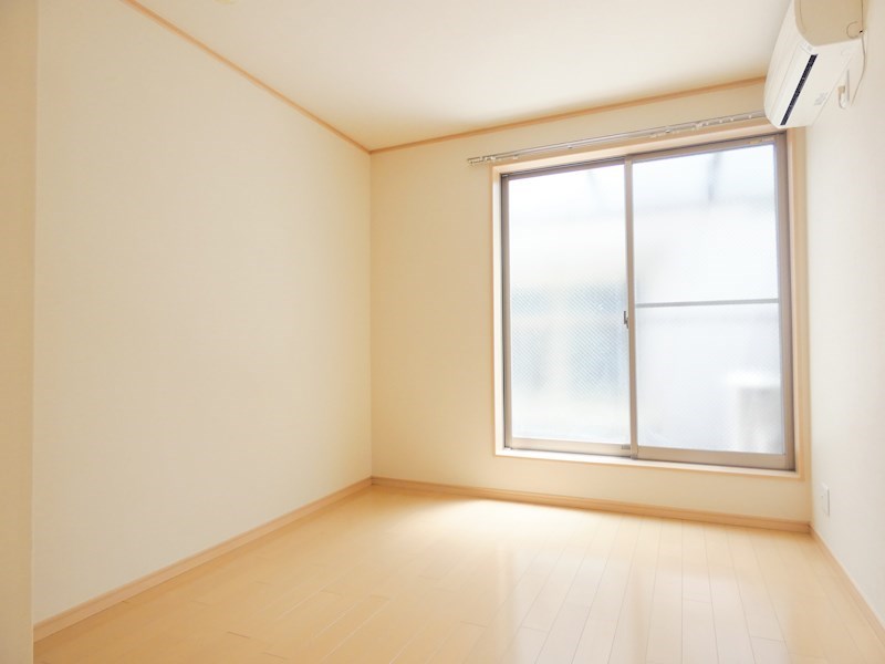 ジュネスⅡ  ベッドルーム