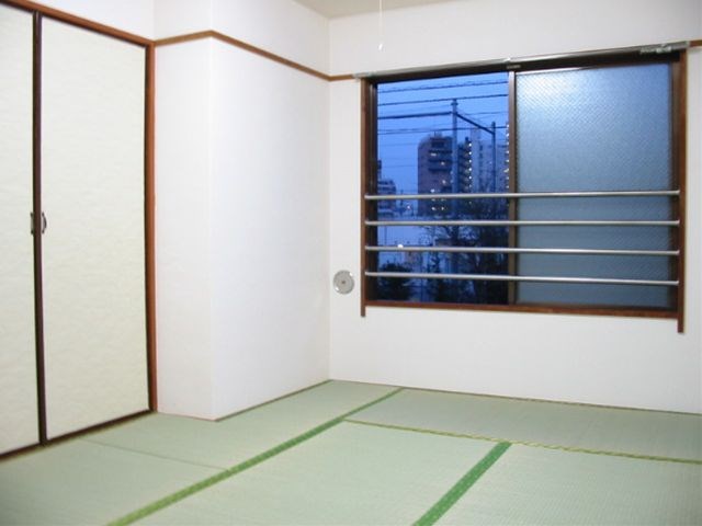 メゾン由紀 ベッドルーム