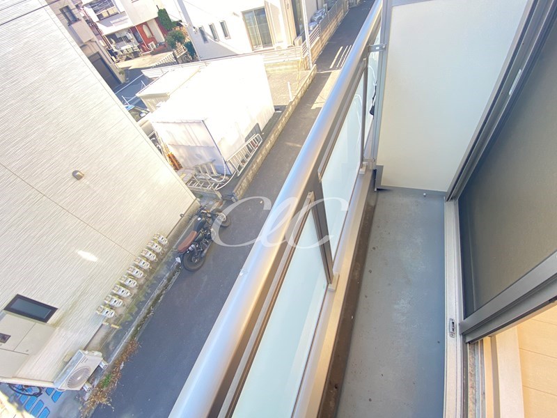 リブリ・ウィステリア小岩  ベランダ