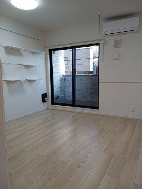 プリマヴェーラ　ドゥエ リビング