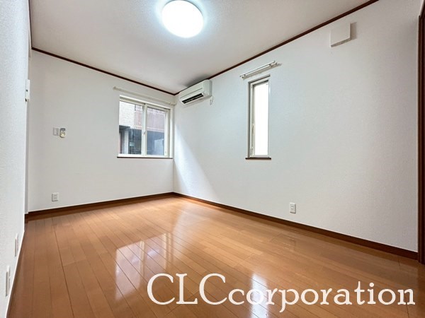 キャステール ベッドルーム