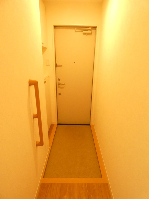 フォレストサイド 玄関