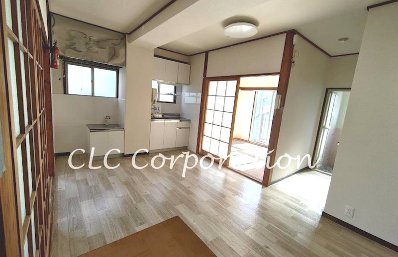 竜一ビル リビング