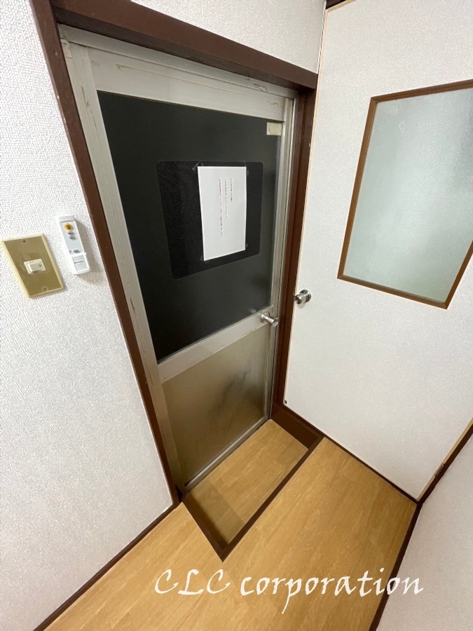 佐久間荘 玄関