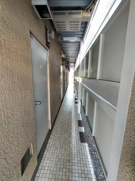 キャピタル北綾瀬Ａ 玄関