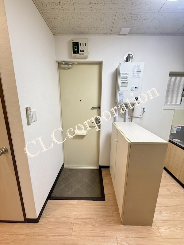 メゾンドエスポワール 玄関