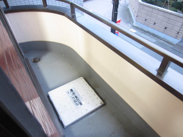 三幸ハイツ  ベランダ