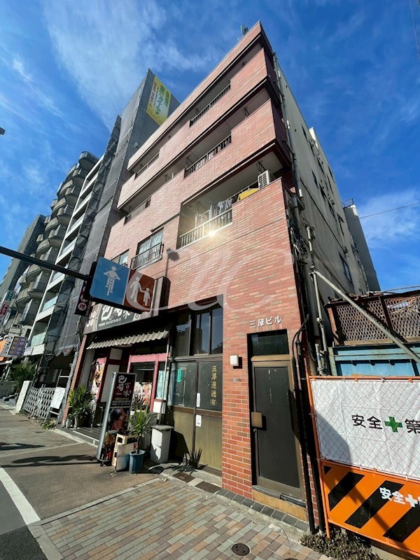 三澤ビル 403号室 外観