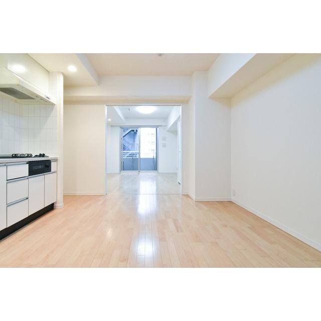 ルクレ新川レジデンス　 リビング