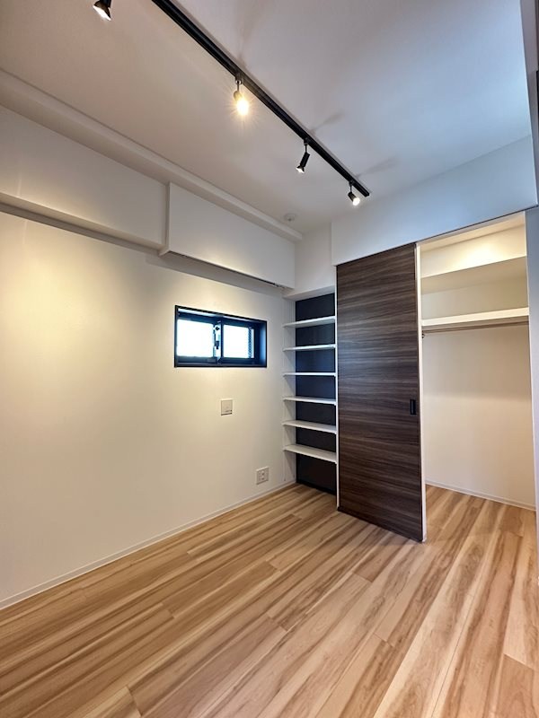 ZOOM神田 ベッドルーム