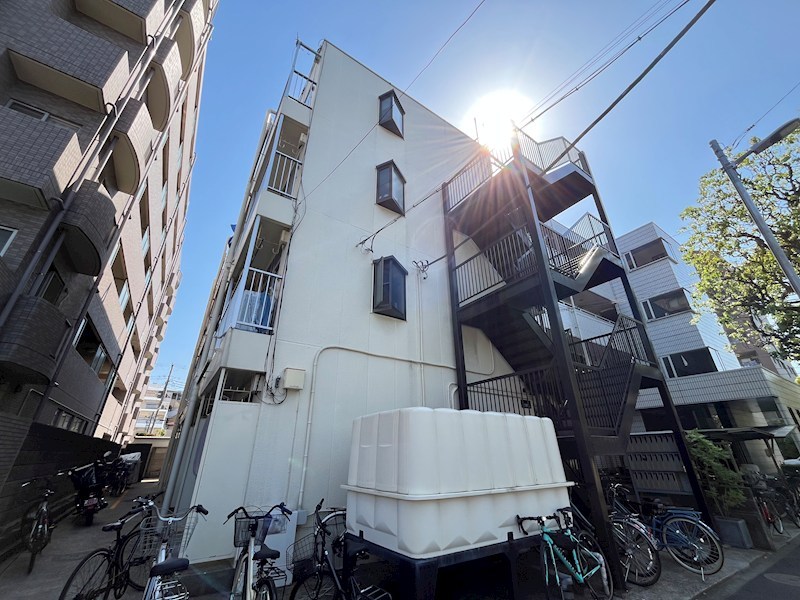 フローラ５ 525号室 外観