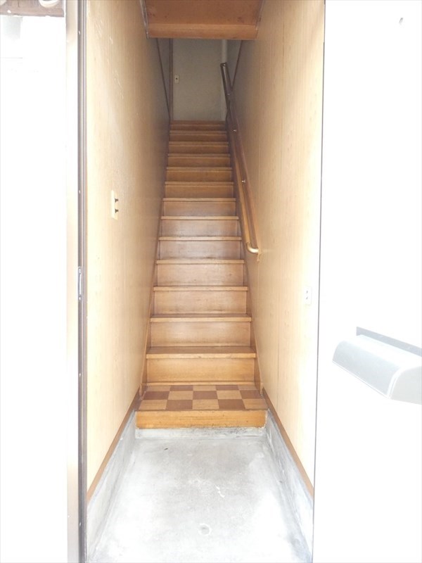 加瀬荘 玄関