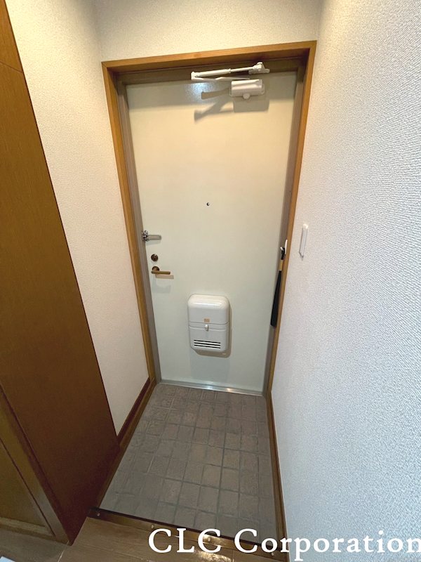 小野ビル 玄関