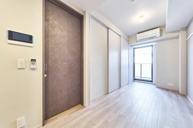 プラウドフラット三越前イースト リビング