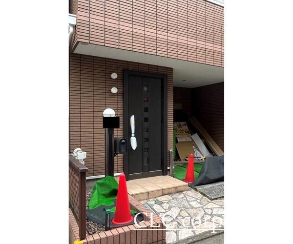 江東区白河３丁目戸建 玄関