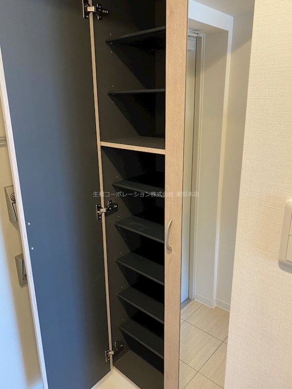 ラ　グランディール 玄関