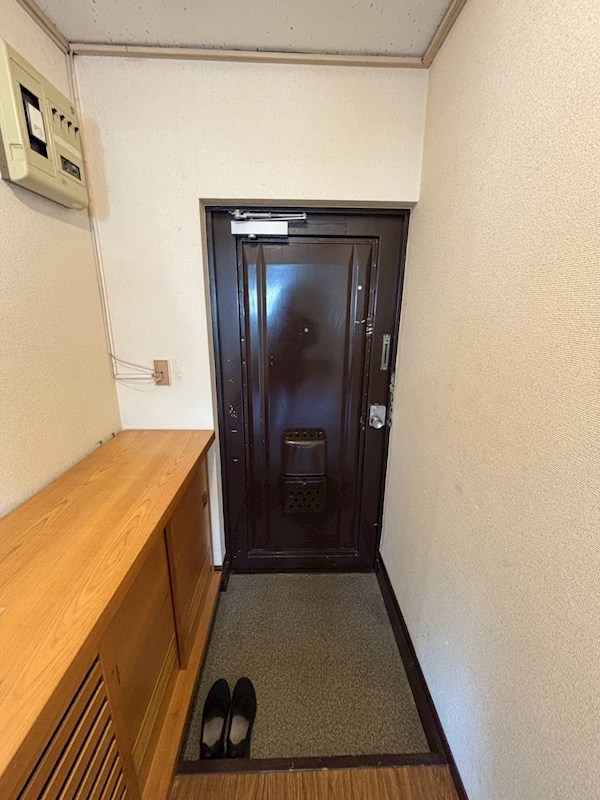 寿コーポラス 玄関