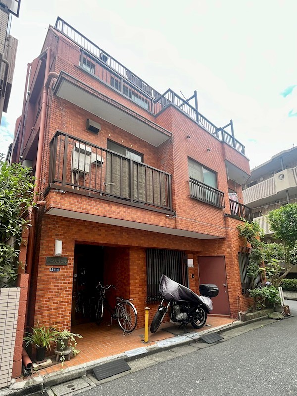 ハンガイビル 外観