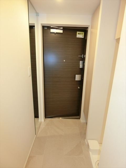 ザパークハビオ日本橋三越前 玄関