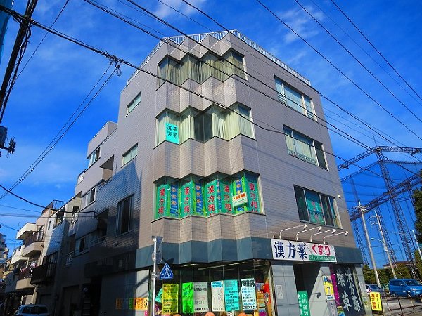 にいのビル 外観