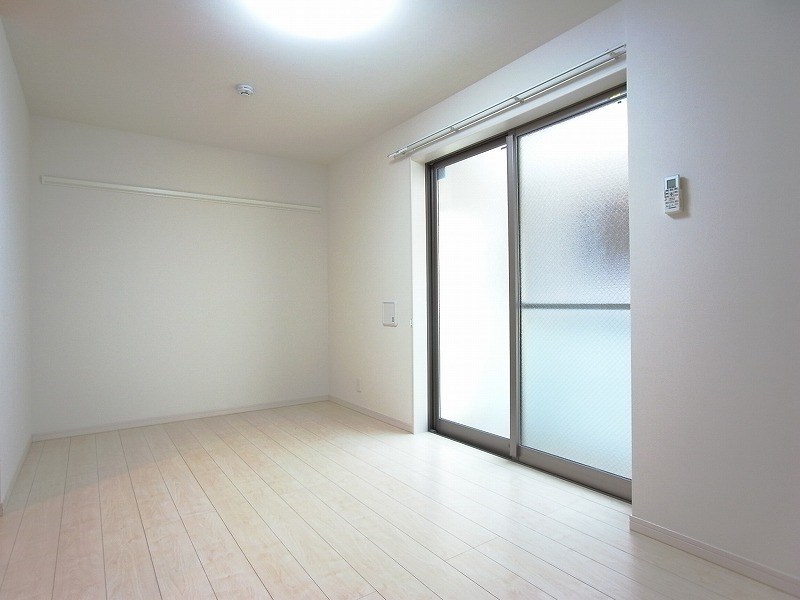 リブリ・松風  ベッドルーム