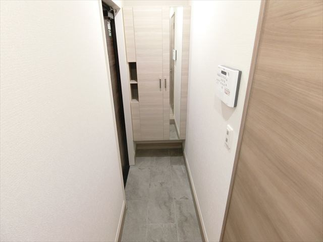 セレスティア八広 玄関
