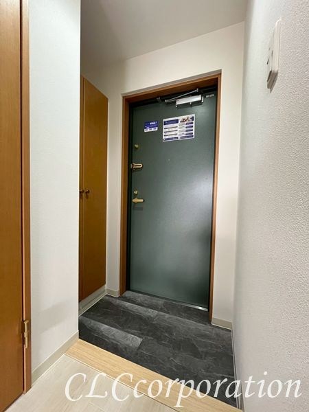 レジディア南砂町 玄関