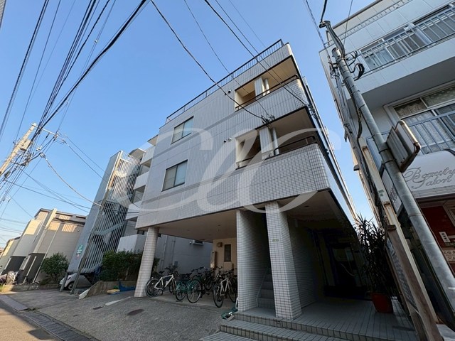 グランレッド 外観