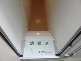 コンフォートスペース新宿 玄関