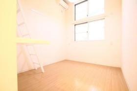 コンフォートスペース新宿 リビング