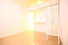 コンフォートスペース新宿 ベッドルーム