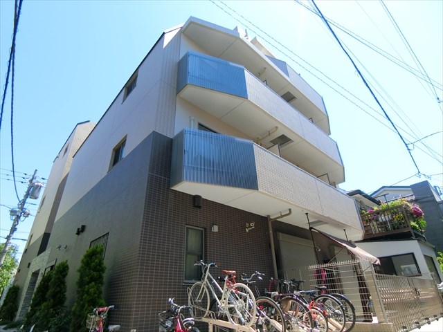 カサエストレヤ 203号室 外観