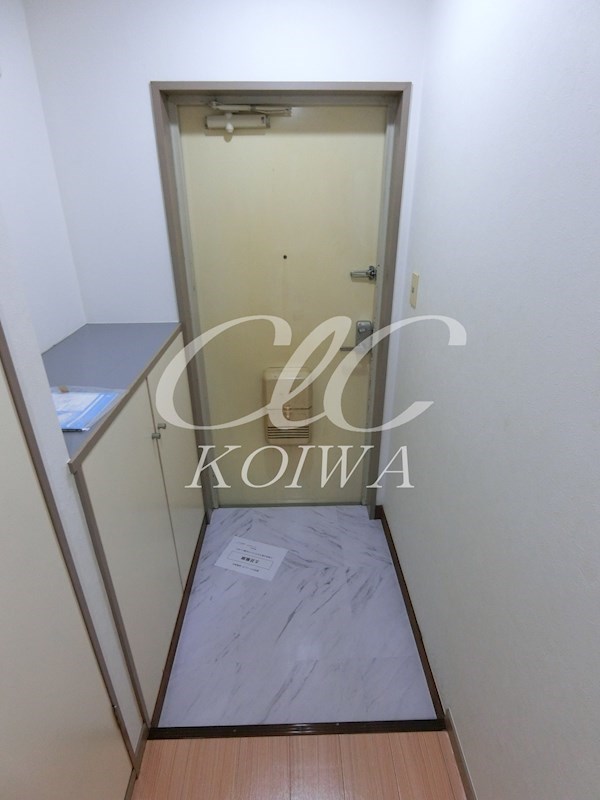 メゾンド・キャナル 玄関