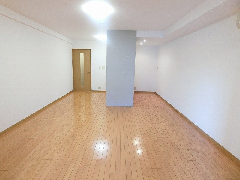 グランカーサ浅草（旧アクトフォルム浅草） リビング