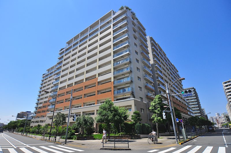 ロイヤルパークス西新井 外観
