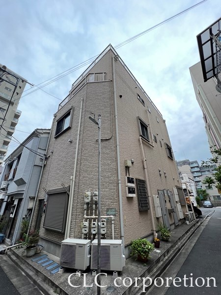 マハロビル 外観