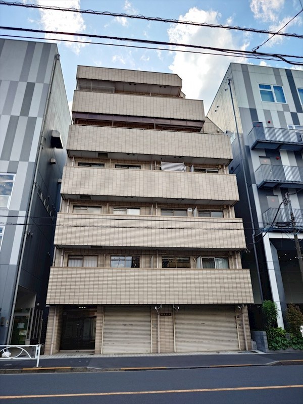 育成ビル 外観