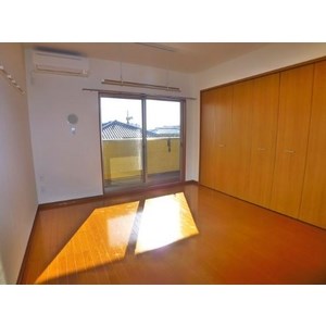 ディリジェントサトウ  ベッドルーム