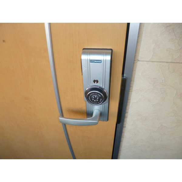 ディリジェントサトウ  玄関