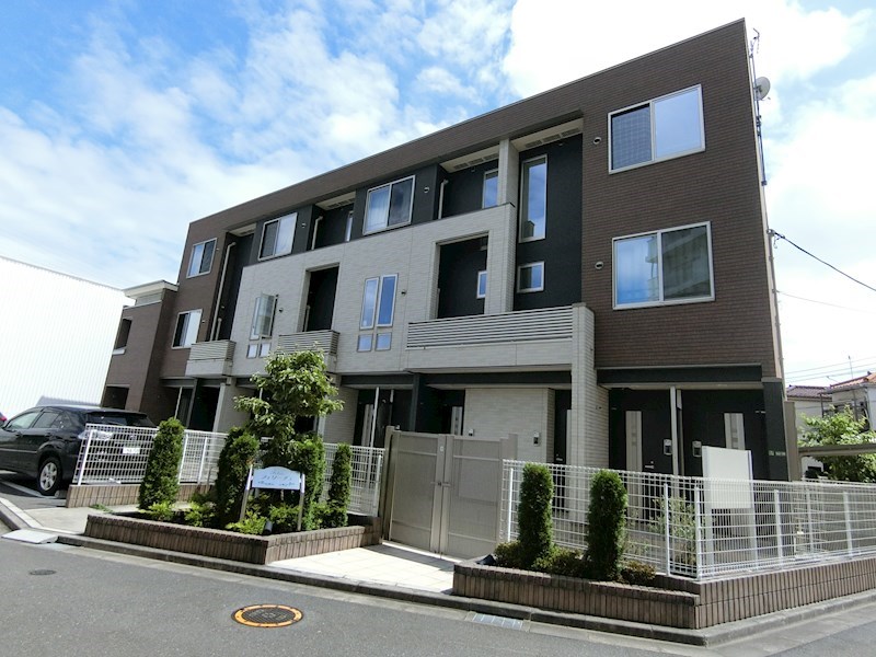 フェリーチェ 外観