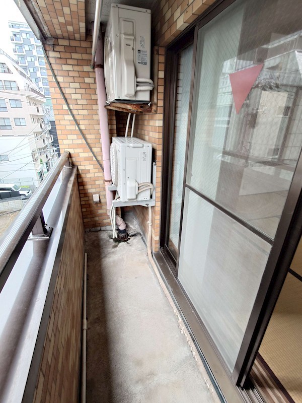 高木ビル ベランダ