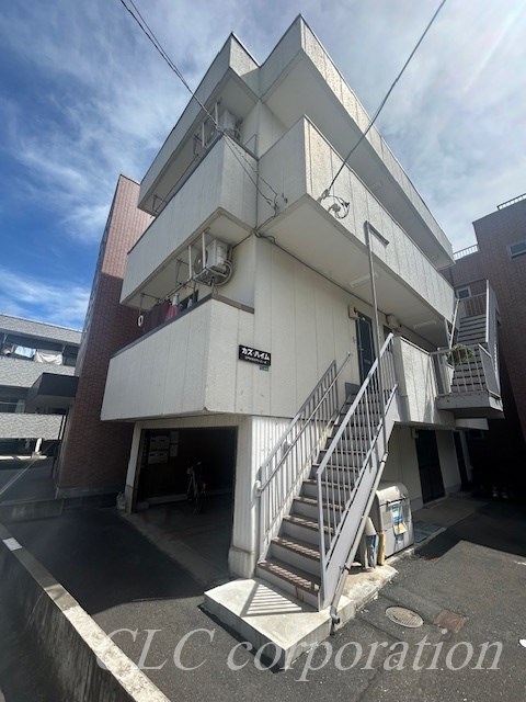 カズハイム 外観