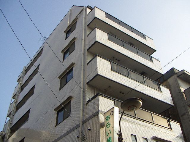 ホワイトハイムミカミ 外観