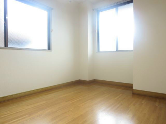 勝木コーポ ベッドルーム