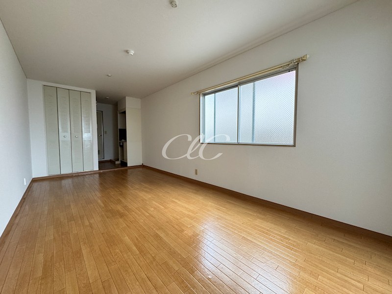 KJビル ベッドルーム