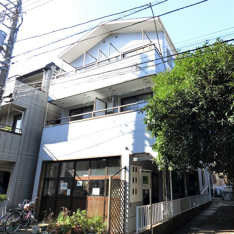 アルマーク  外観