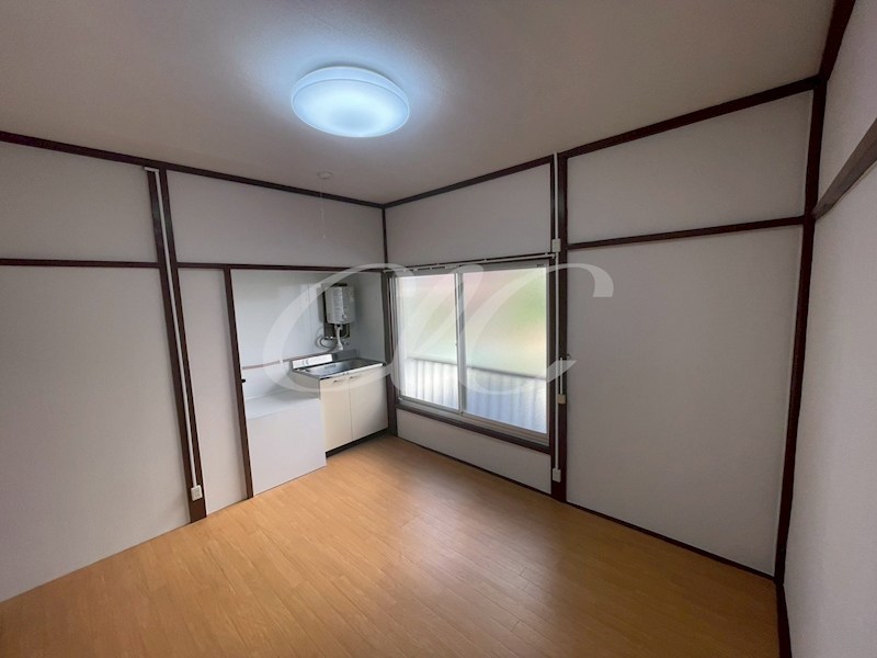 余村アパート ベッドルーム